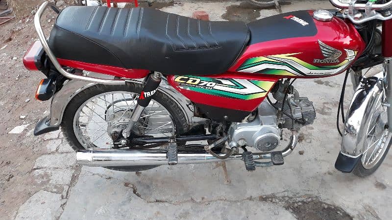 Honda CD 70 22/23 2