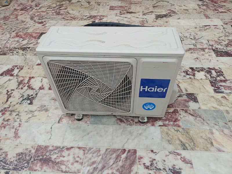 Haier wifi madal new a. c 6 manth use warenty k sat 3