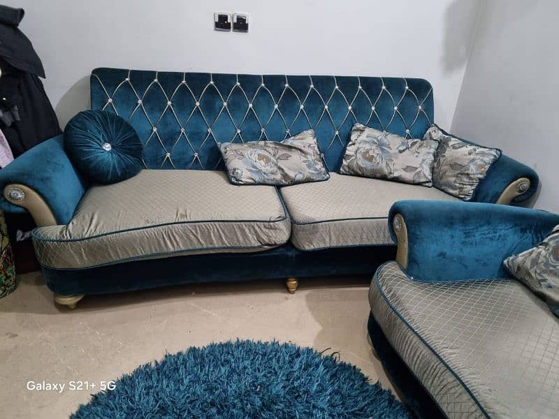 Branded 5 seat sofa set with mat 1