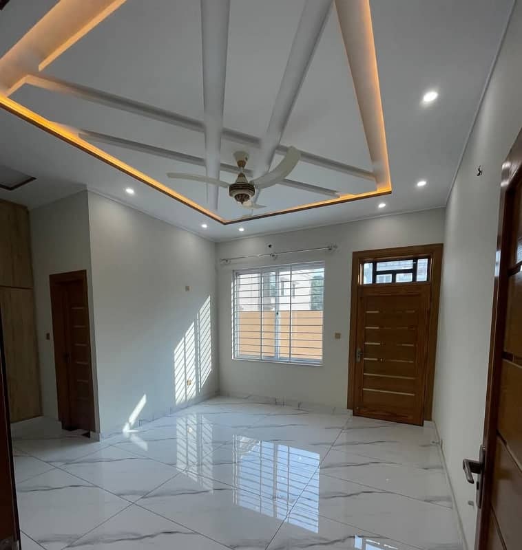 1 Kanal House For Rent In F-17 Islamabad. 1