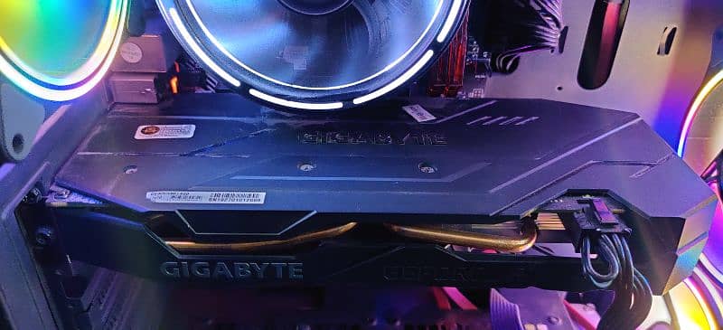 Nvidia Gigabyte RTX 2070 Graphics Card 1