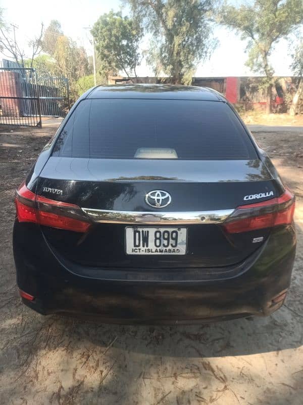 Toyota Corolla GLI 2015 1