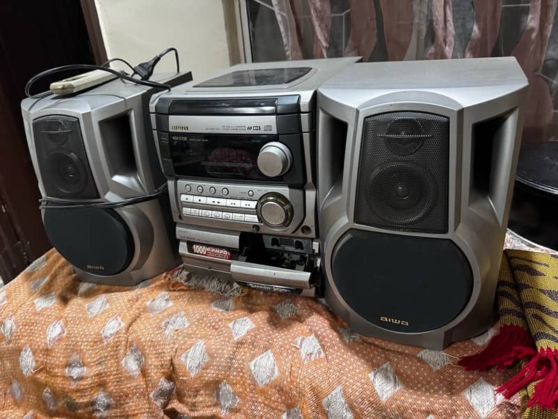 aiwa speakers & digital auto system 0