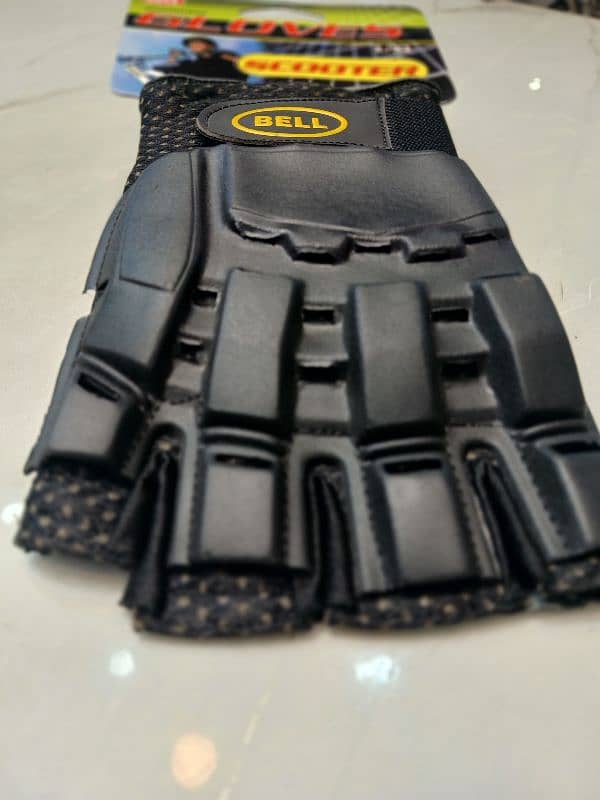 BELL leather cut gloves 2