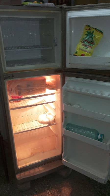 fridge for sale in v cheep price 1