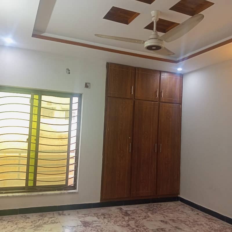 1 Kanal Full House 8 bedroom for rent 7