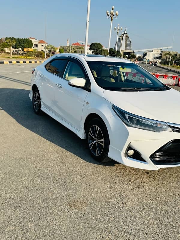 Toyota Altis Grande 2018 1