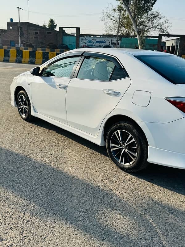 Toyota Altis Grande 2018 3