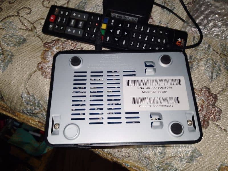 dish tv +HD box 3