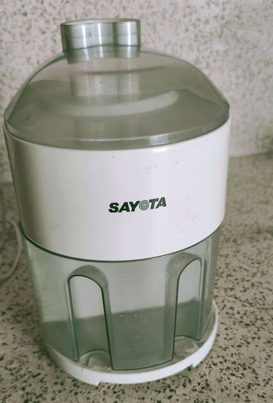 Sayota Juicer Machine -Powerful & Efficient Juice Extractor for drinks 1