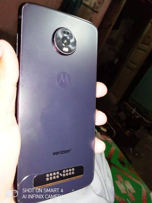 MOTO Z4 4/128.03023947406 NON PTA 6