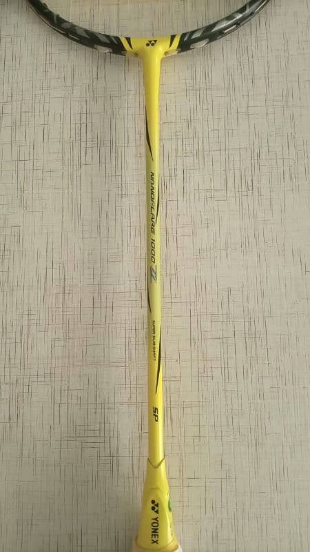 Yonex Nanoflare 1000Z - With New Grip, Free bag And Free delivery 6