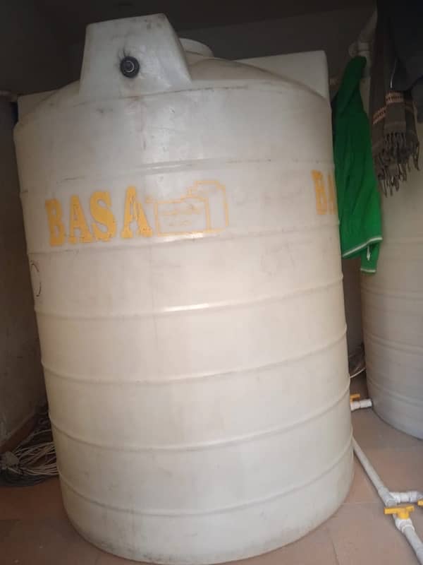 2500 litre tank for sale 1