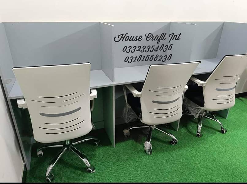 Office Workstation Cubicles Table Available 3