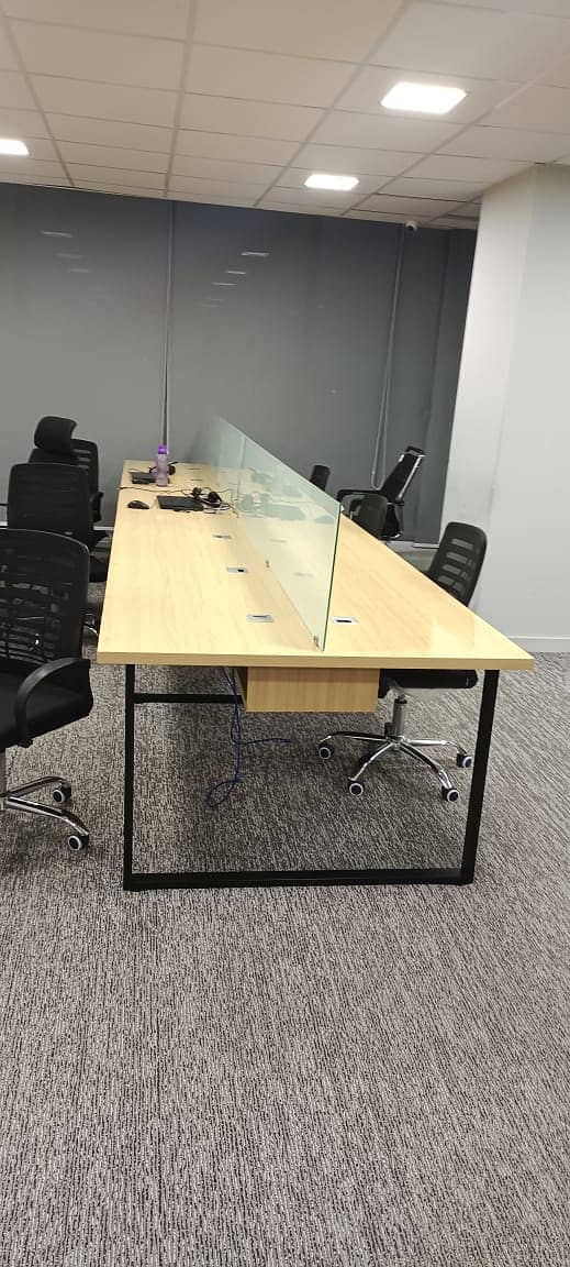 Office Workstation Cubicles Table Available 17