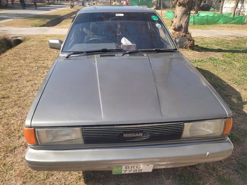 Nissan Sunny 1990 8