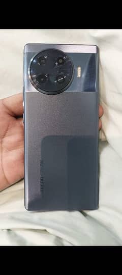 Tecno spark 20 pro plus used mobile