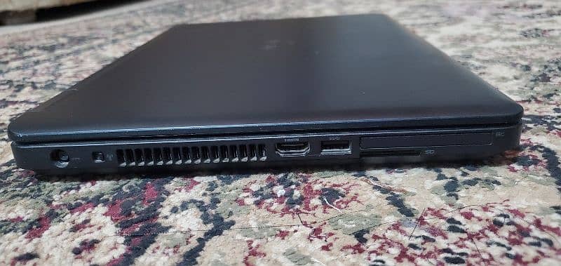 Dell latitude laptop 0