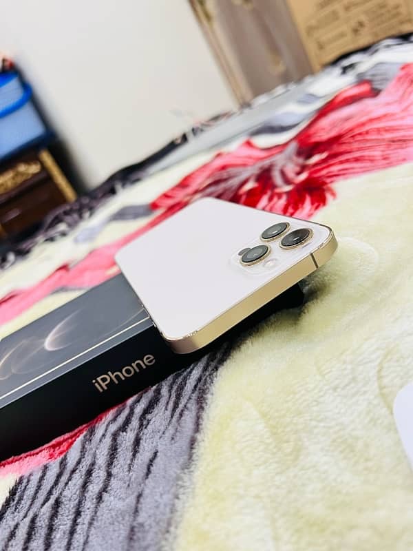 iPhone 12 Pro Max 128 GB 5