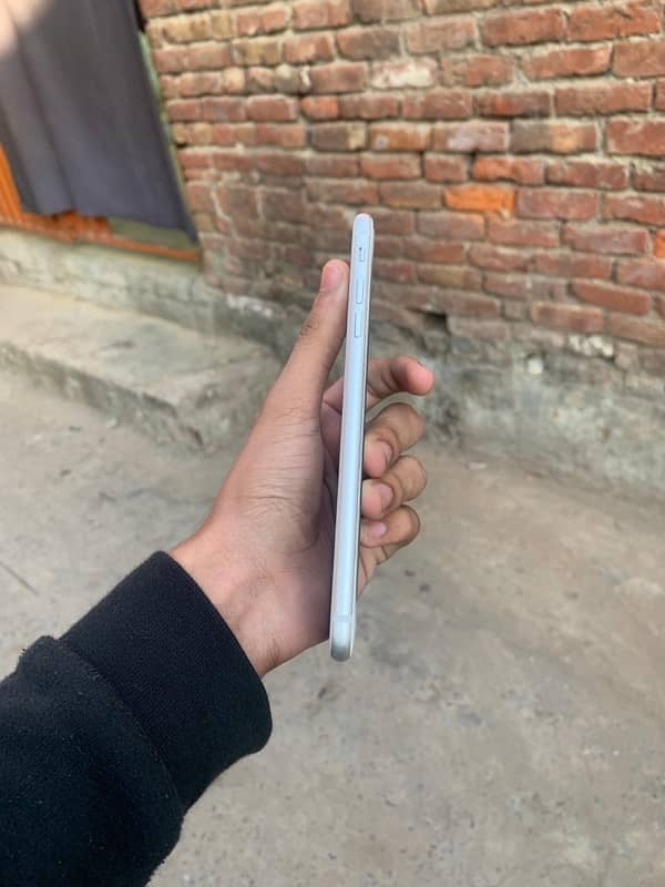 Iphone 8plus pta approved 4