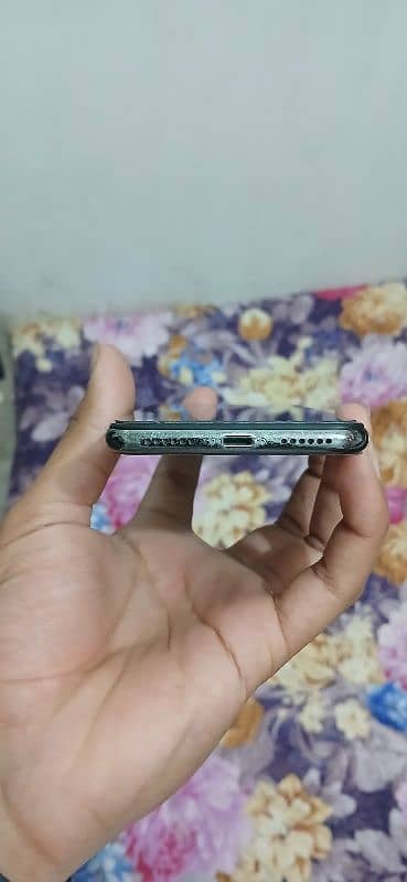 iPhone x 256Gb 4