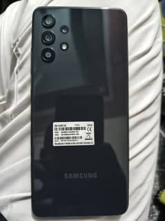 Samsung Galaxy A32 one hand use mobile