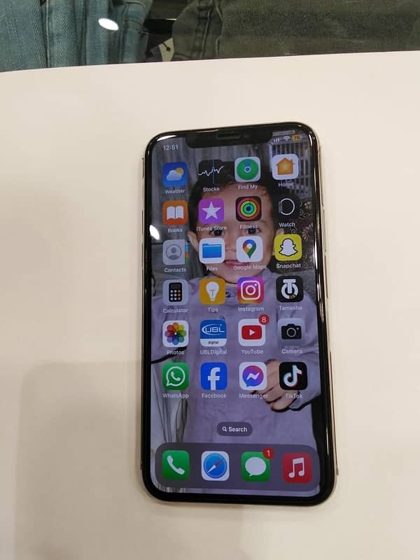 I phone 11 pro 64 gb  Dual sim PTA air pack Betry health 80 Lahore 1