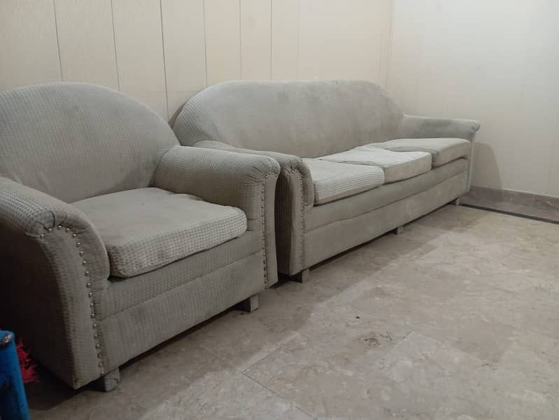 Sofa set 0