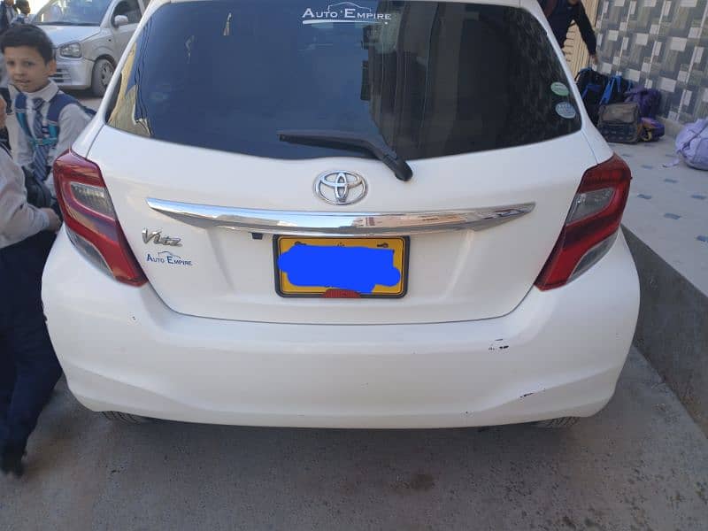 Toyota Vitz 2015 1