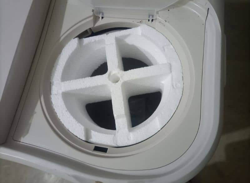 Washing machine with dryer 6