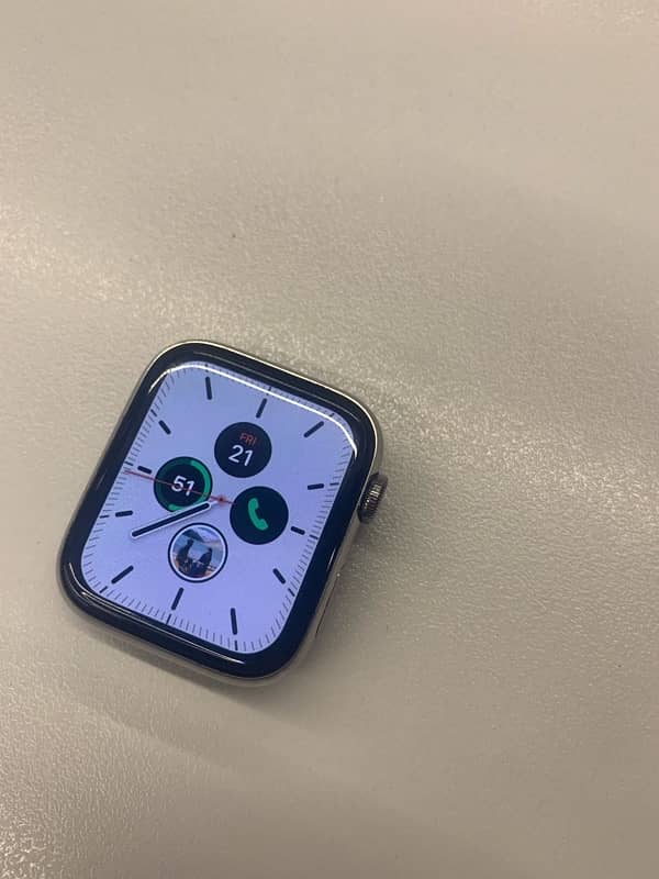 apple watch series 4 (44mm, stainless steel) 0