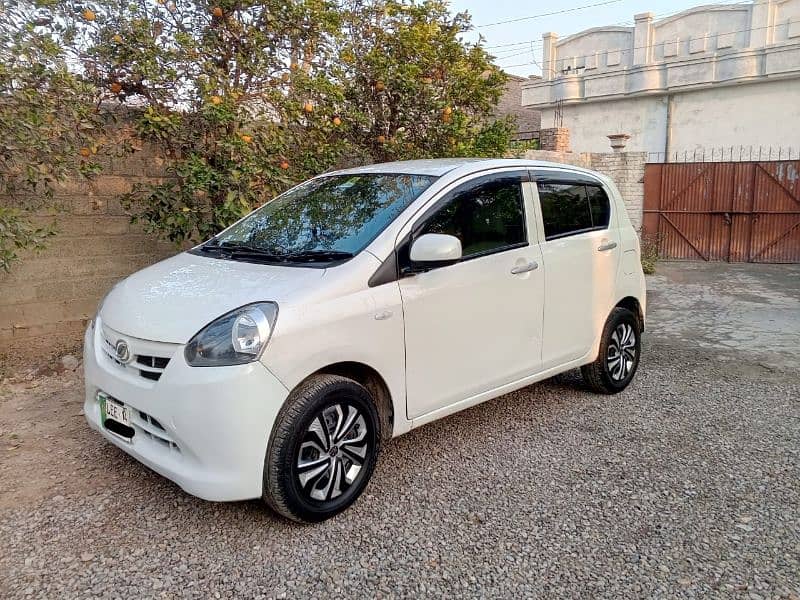 Daihatsu Mira 2011 4