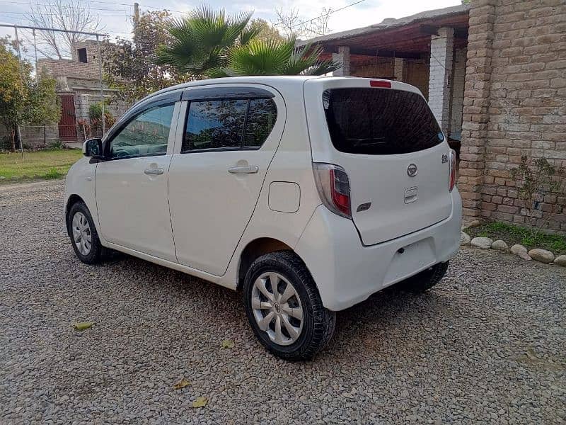 Daihatsu Mira 2011 8