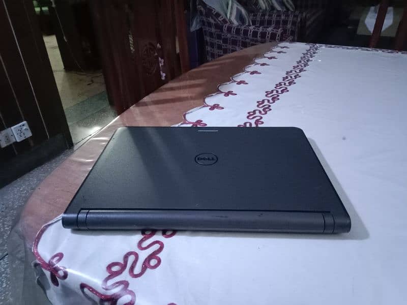 Dell Latitude 3340 core i3 5th gen slim laptop 6