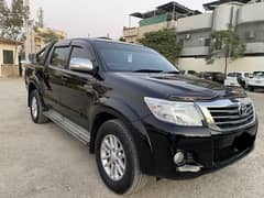 Toyota Hilux Vigo 2015 Gx Champ Brand New B2B Original Like New