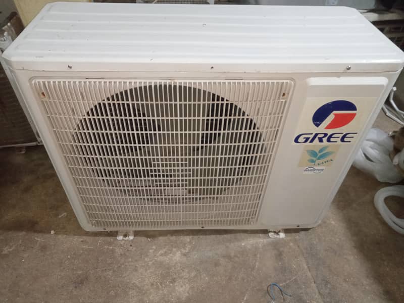 2 ton split Ac gree model G10. 2