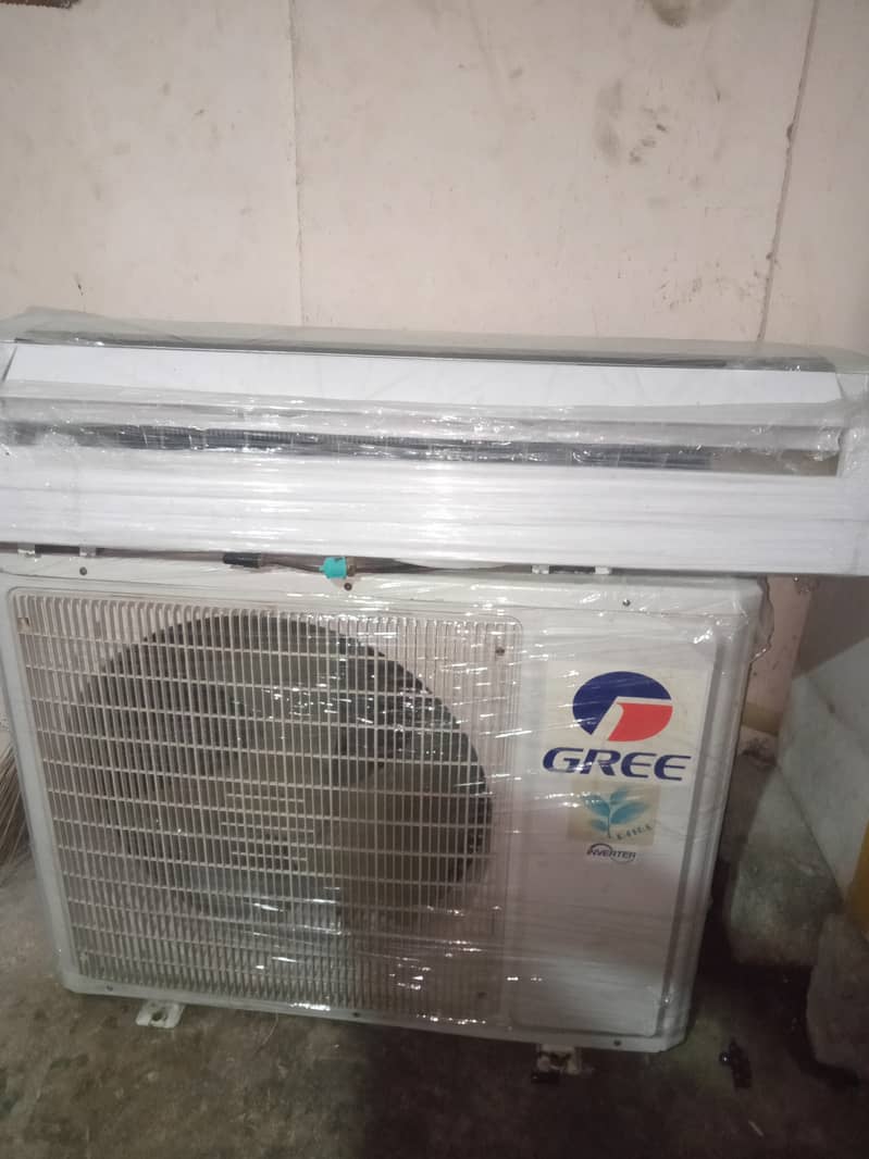 2 ton split Ac gree model G10. 4