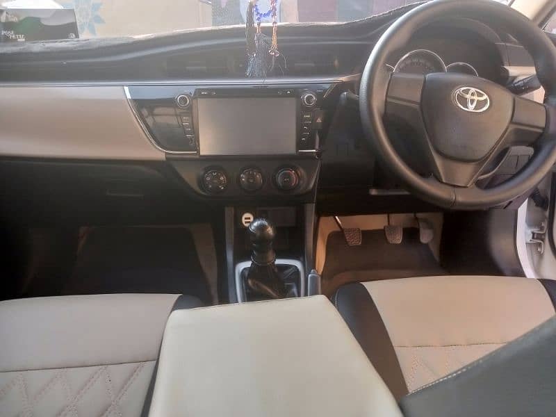 Toyota Corolla GLI 2015 9