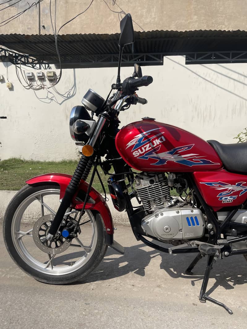 Suzuki GS 150 | Model 2022 | Red Colour | LAHORE Registered 3