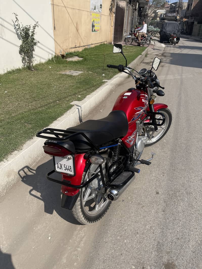 Suzuki GS 150 | Model 2022 | Red Colour | LAHORE Registered 5