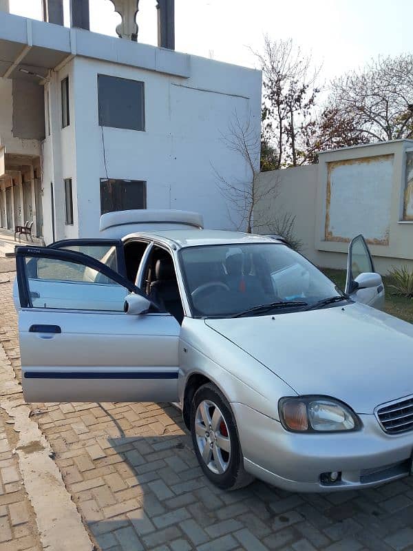 Suzuki Baleno 2003 9