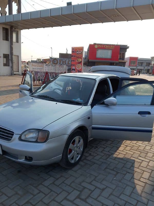 Suzuki Baleno 2003 10