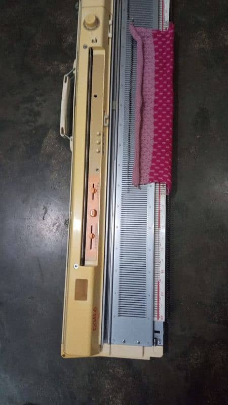 Brother Knitting Machine Model-KH871 4