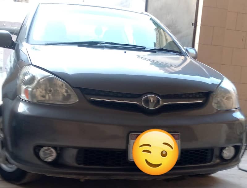 Toyota Platz 2004 6