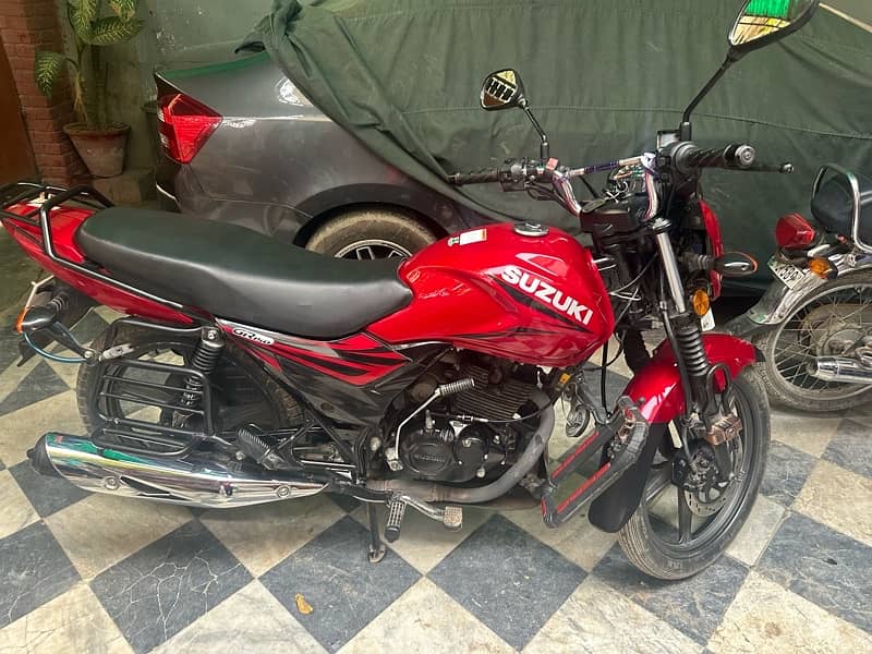 Suzuki GR 150 red color 2022 model like a new no work required 3