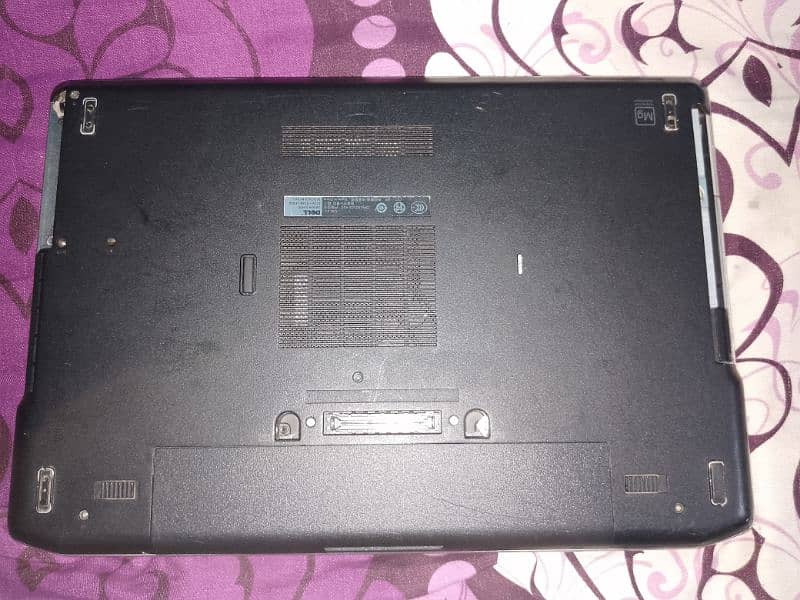 Dell Latitude e6430 with charger and bag /urgent sale 1