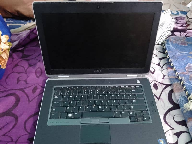 Dell Latitude e6430 with charger and bag /urgent sale 2