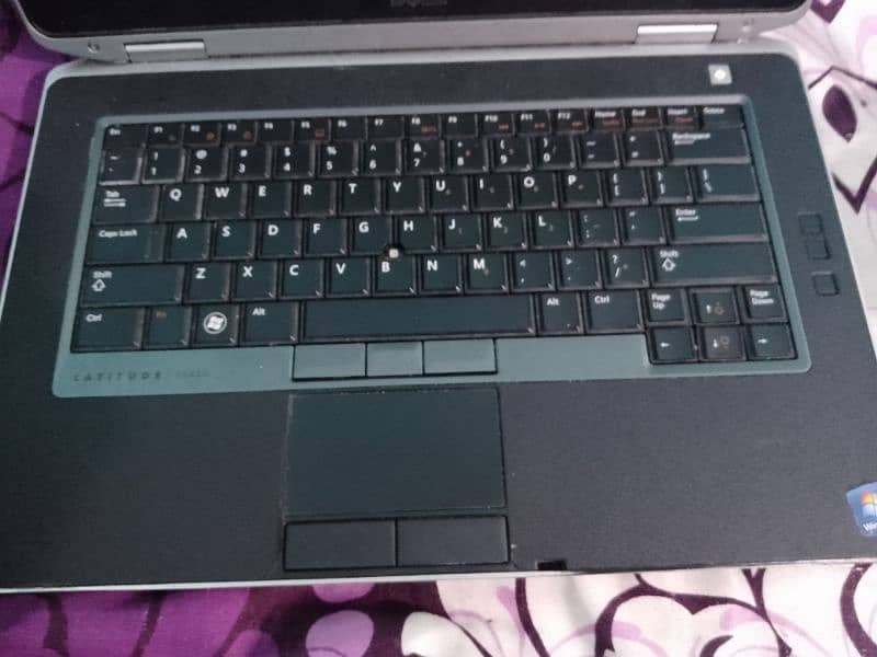 Dell Latitude e6430 with charger and bag /urgent sale 5