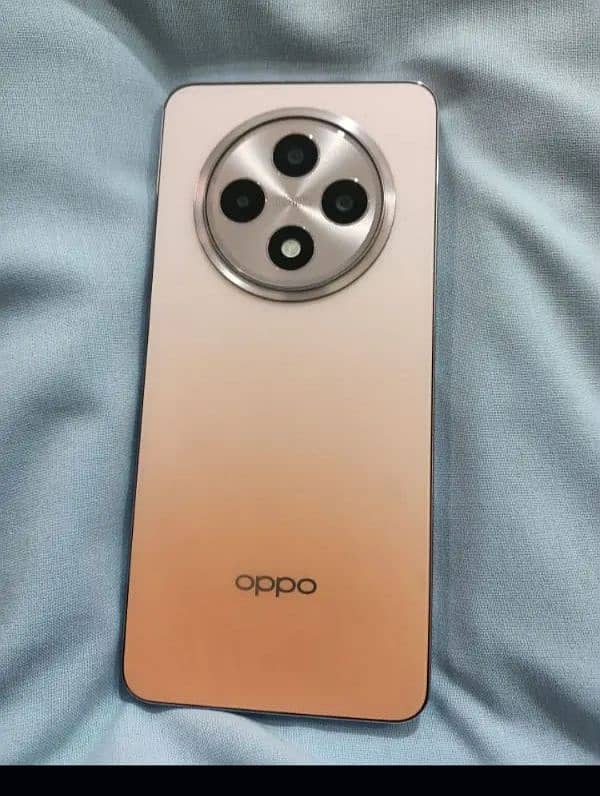 oppo reno12F 8.256 4