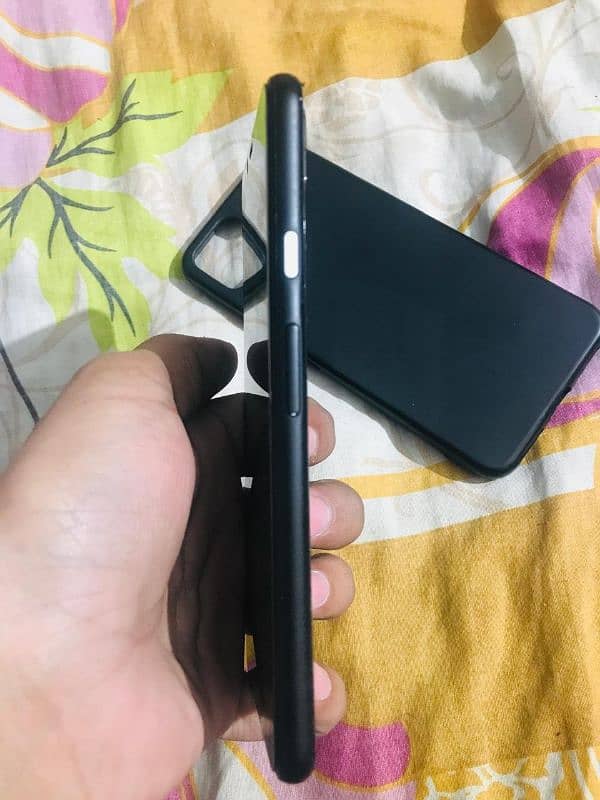 Google pixel 4XL 6/128 urgent sale 2